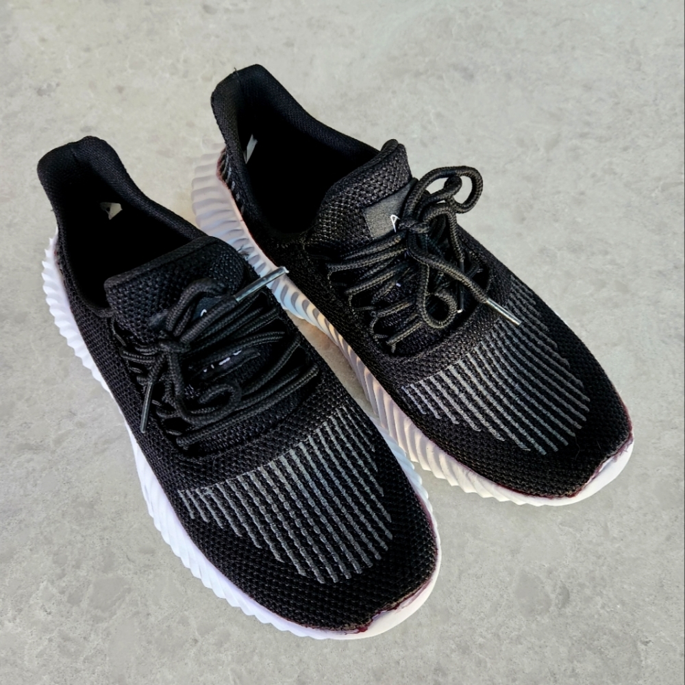 MLO shoes